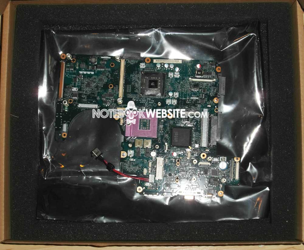 MB92 NEW Toshiba Qosmio F55 Laptop Motherboard K000065360 - Click Image to Close